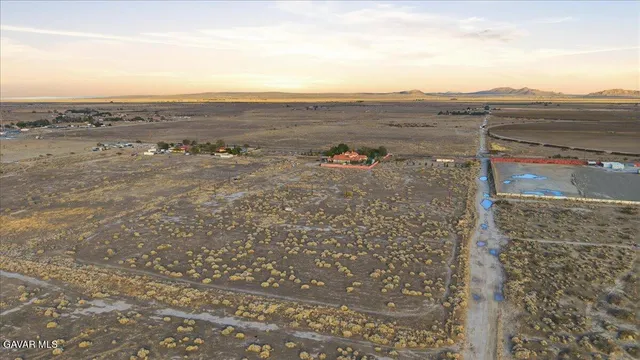 $1,500,000 | 44005 90th Street East, Lancaster, CA 93535