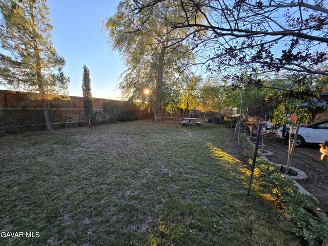 $1,500,000 | 44005 90th Street East, Lancaster, CA 93535