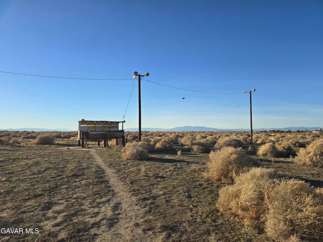 $1,500,000 | 44005 90th Street East, Lancaster, CA 93535