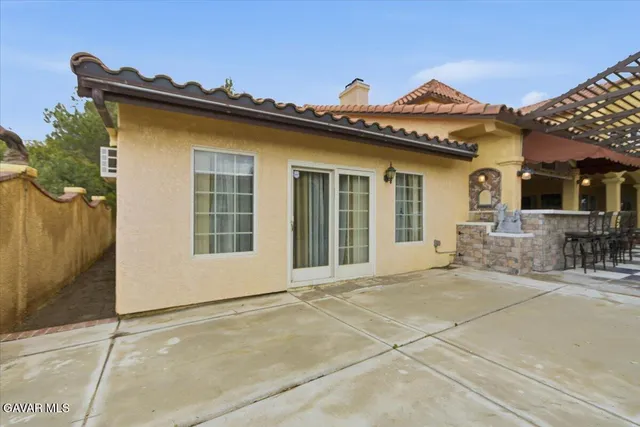 $1,500,000 | 44005 90th Street East, Lancaster, CA 93535