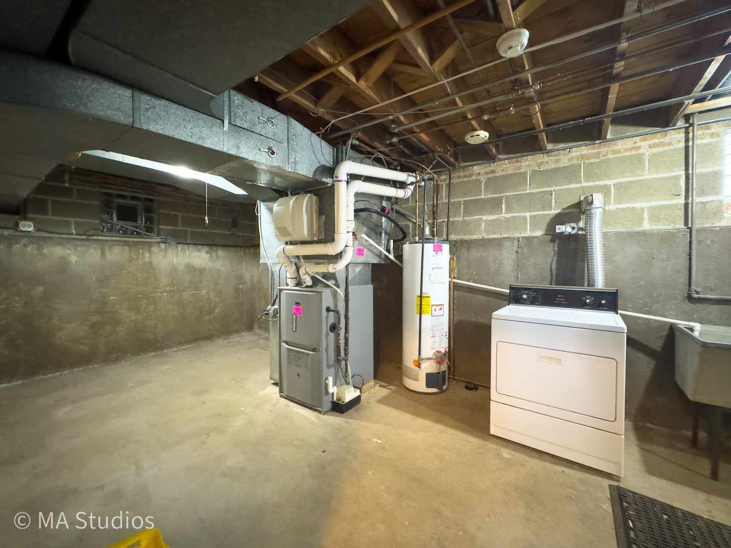 8636 40th Street Lyons, IL 60534 - Photo 39 of 50 a view of a storage & utility room