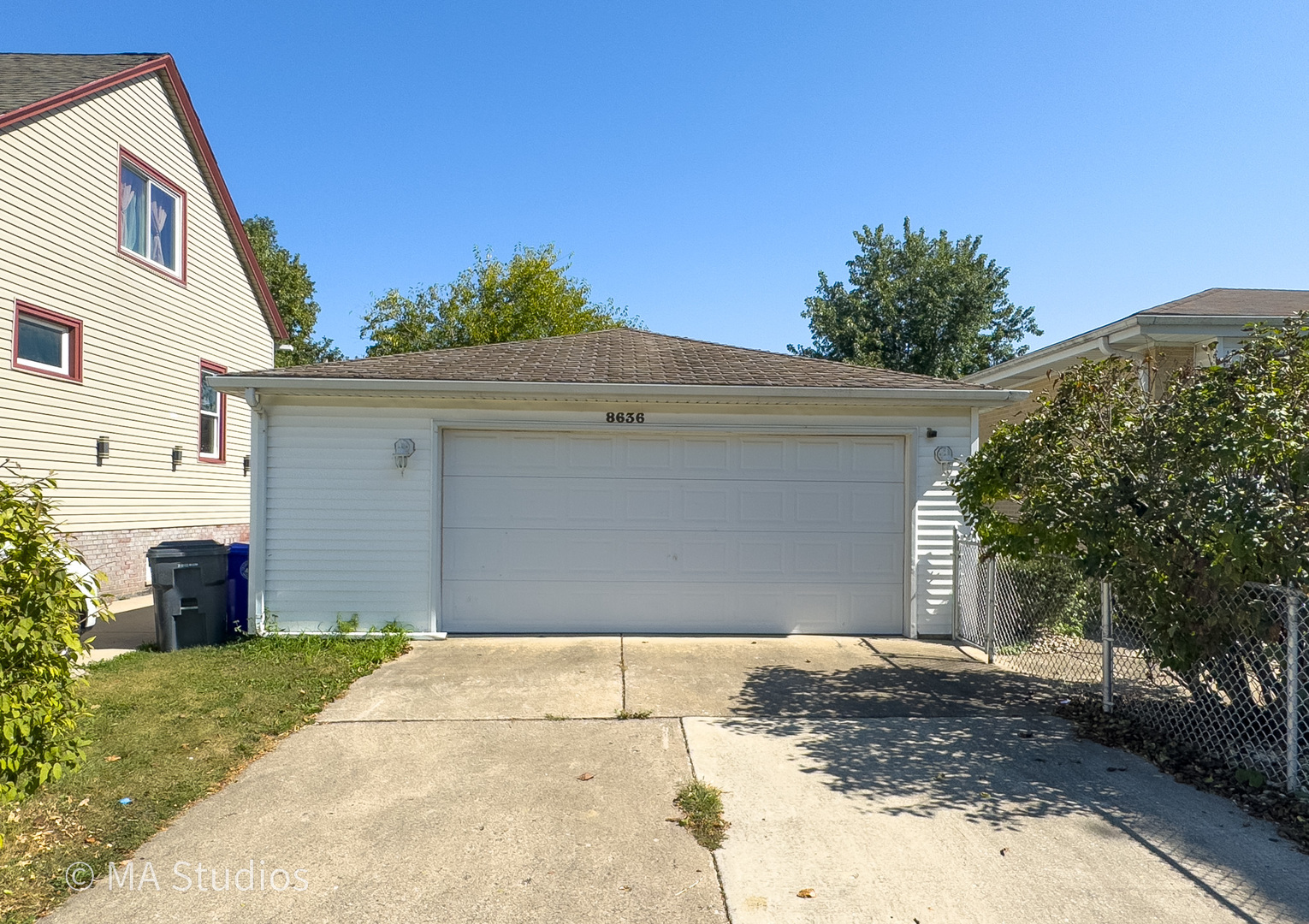 8636 40th Street Lyons, IL 60534 - Photo 45 of 50 a front view of house