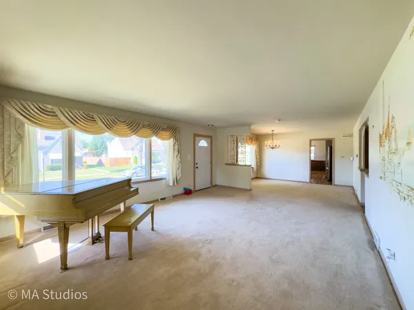 $429,999 | 8636 40th Street, Lyons, IL 60534