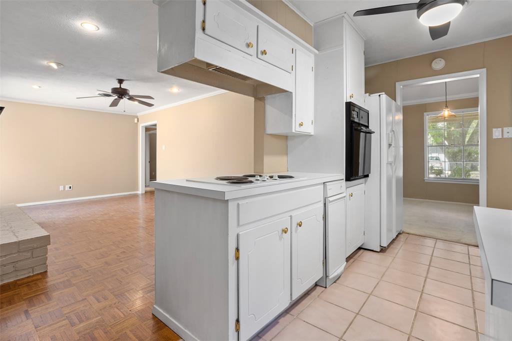 6948 Valhalla Road Fort Worth, TX 76116 - Photo 13 of 36