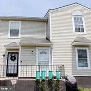 $2,150 | 5834 Holly Springs Drive North, Unit 2, Capitol Heights, MD 20743