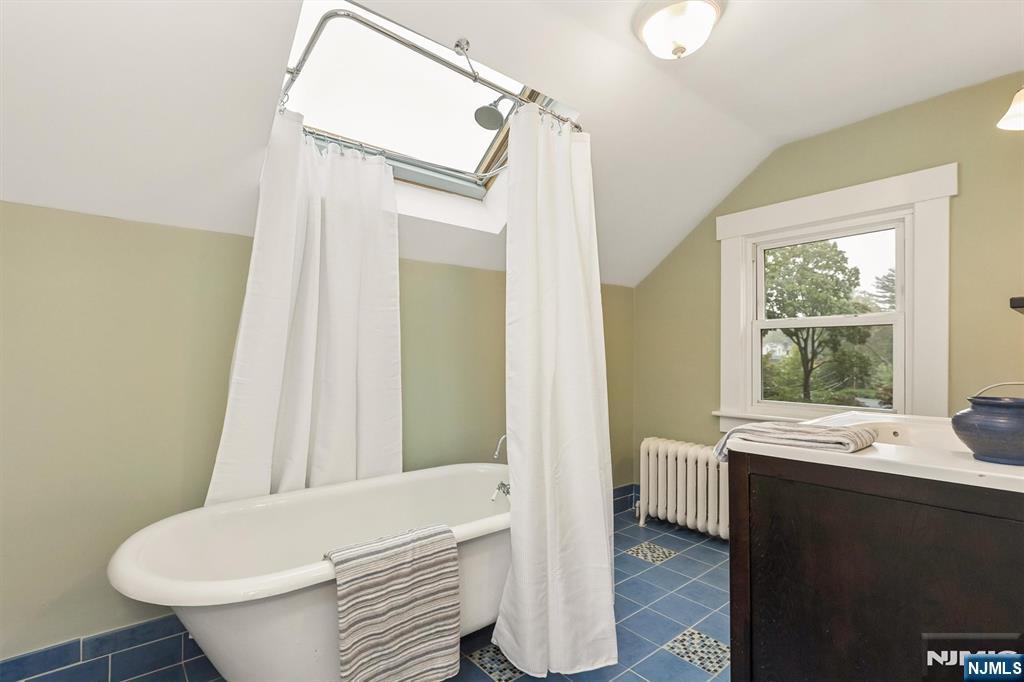 578 Ridgewood Avenue Glen Ridge, NJ 07028 - Photo 42 of 50 Gallery Image 42