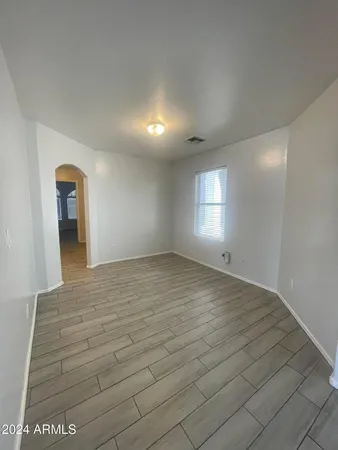 $2,300 | 3201 East Kerry Lane, Phoenix, AZ 85050