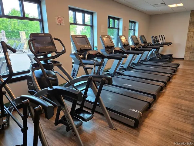 a view of a tennis court