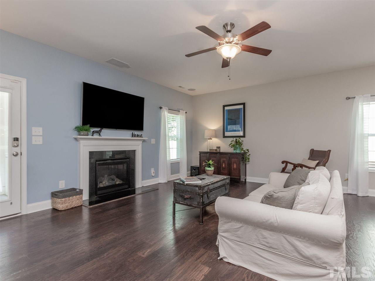 3405 Grosbeak Way Raleigh, NC 27616 - Photo 9 of 30