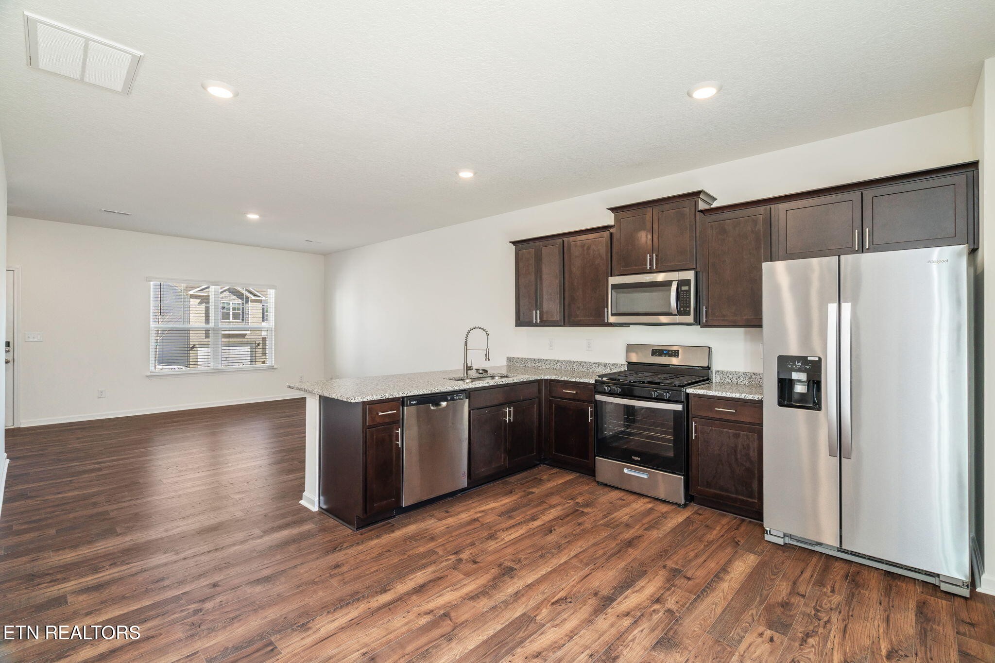 4753 Finley Ridge Lane Knoxville, TN 37921 - Photo 11 of 46 Gallery Image 11