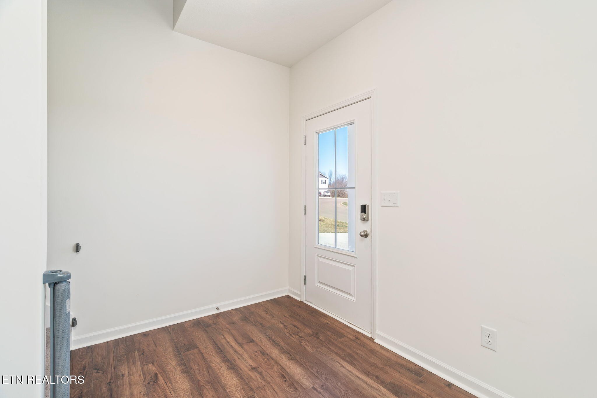 4753 Finley Ridge Lane Knoxville, TN 37921 - Photo 4 of 46 Gallery Image 4