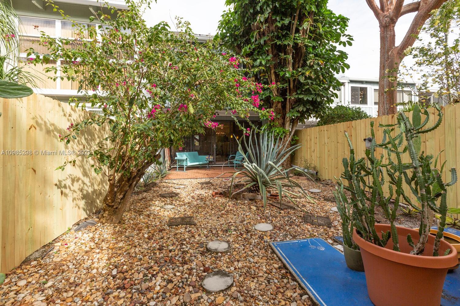 7028 Southwest 53rd Lane Miami, FL 33155 - Photo 18 of 27 a view of a backyard with plants