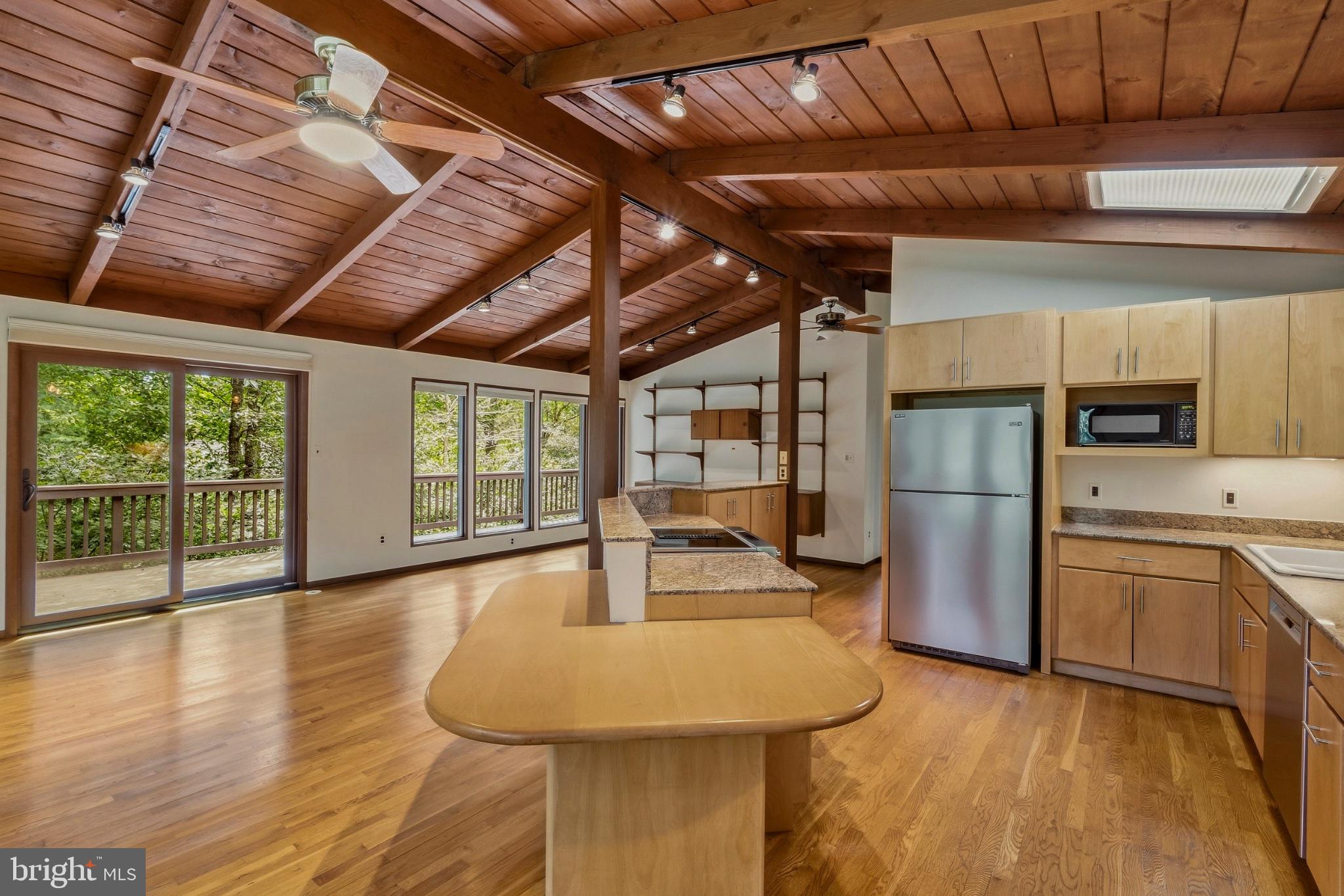 500 Walker Road Great Falls, VA 22066 - Photo 46 of 74 Gallery Image 46