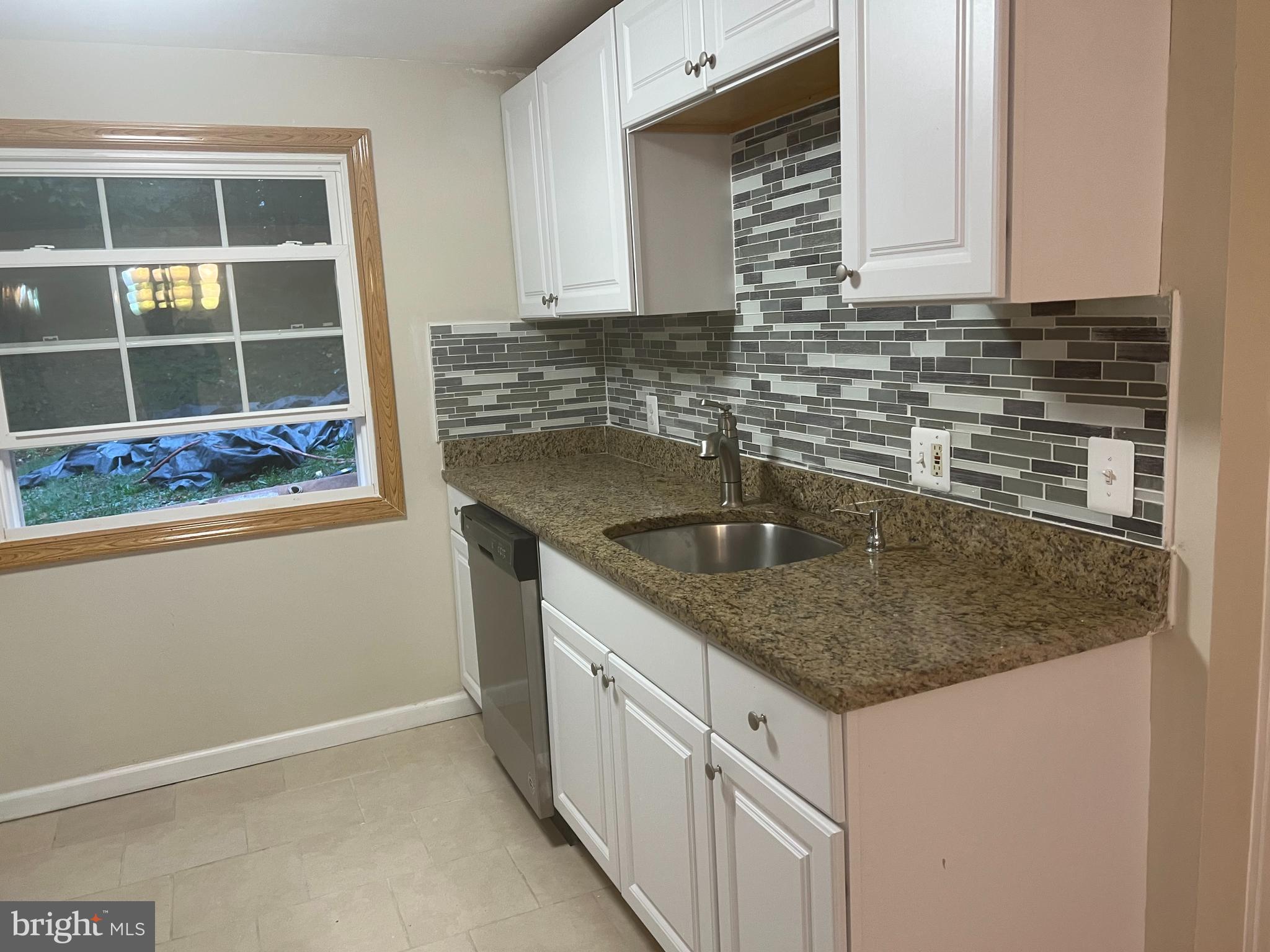 3801 Findley Road Woodbridge, VA 22193 - Photo 6 of 15 Kitchen