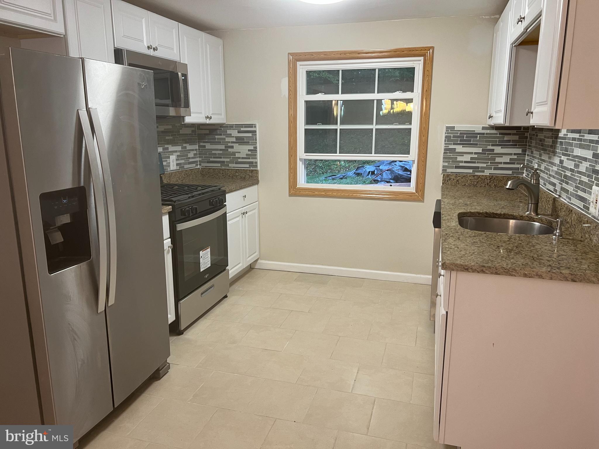 3801 Findley Road Woodbridge, VA 22193 - Photo 7 of 15 Kitchen