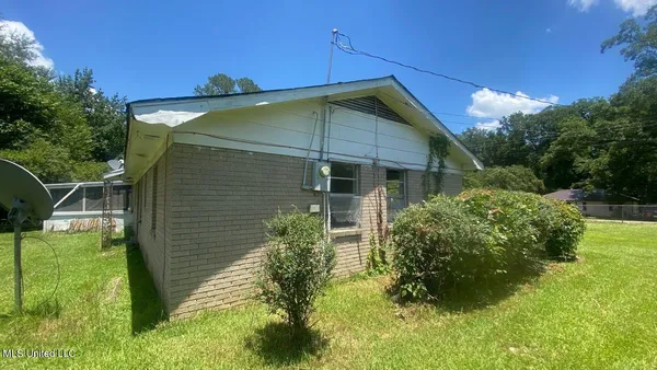 $37,120 | 169 Edwards Street, Lexington, MS 39095