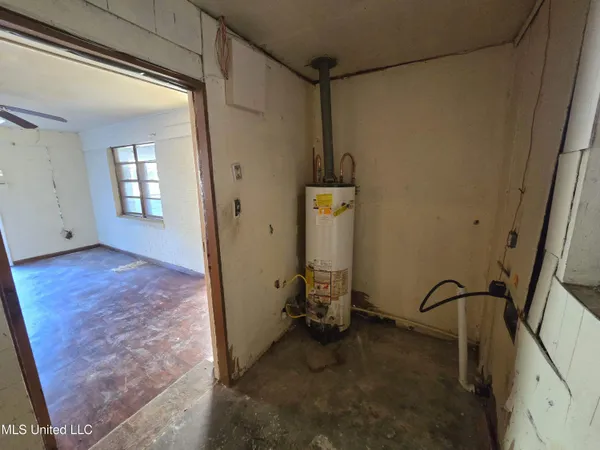 $37,120 | 169 Edwards Street, Lexington, MS 39095