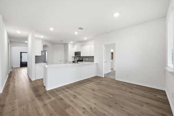 $2,800 | 2432 Grapevine Way, Celina, TX 75009