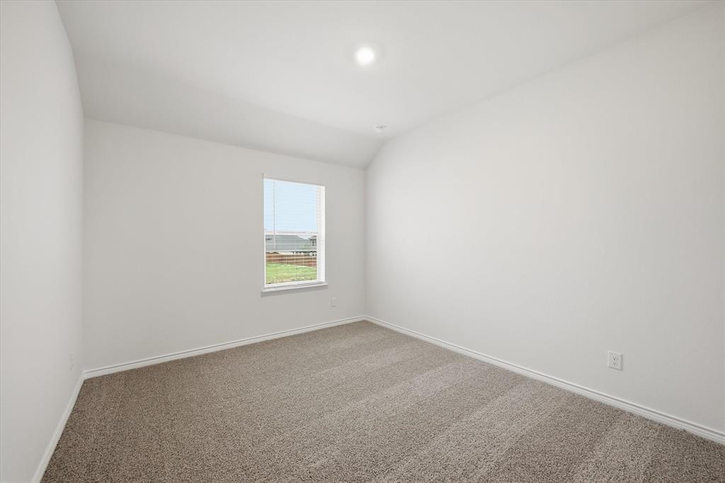 2432 Grapevine Way Celina, TX 75009 - Photo 15 of 32