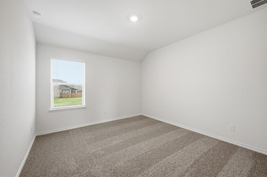 2432 Grapevine Way Celina, TX 75009 - Photo 16 of 32