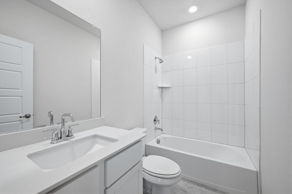 2432 Grapevine Way Celina, TX 75009 - Photo 17 of 32