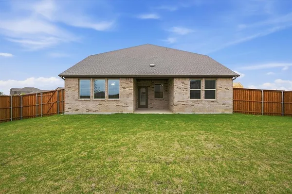 $2,800 | 2432 Grapevine Way, Celina, TX 75009