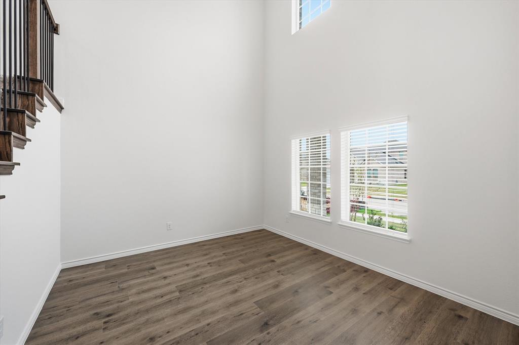 2432 Grapevine Way Celina, TX 75009 - Photo 5 of 32