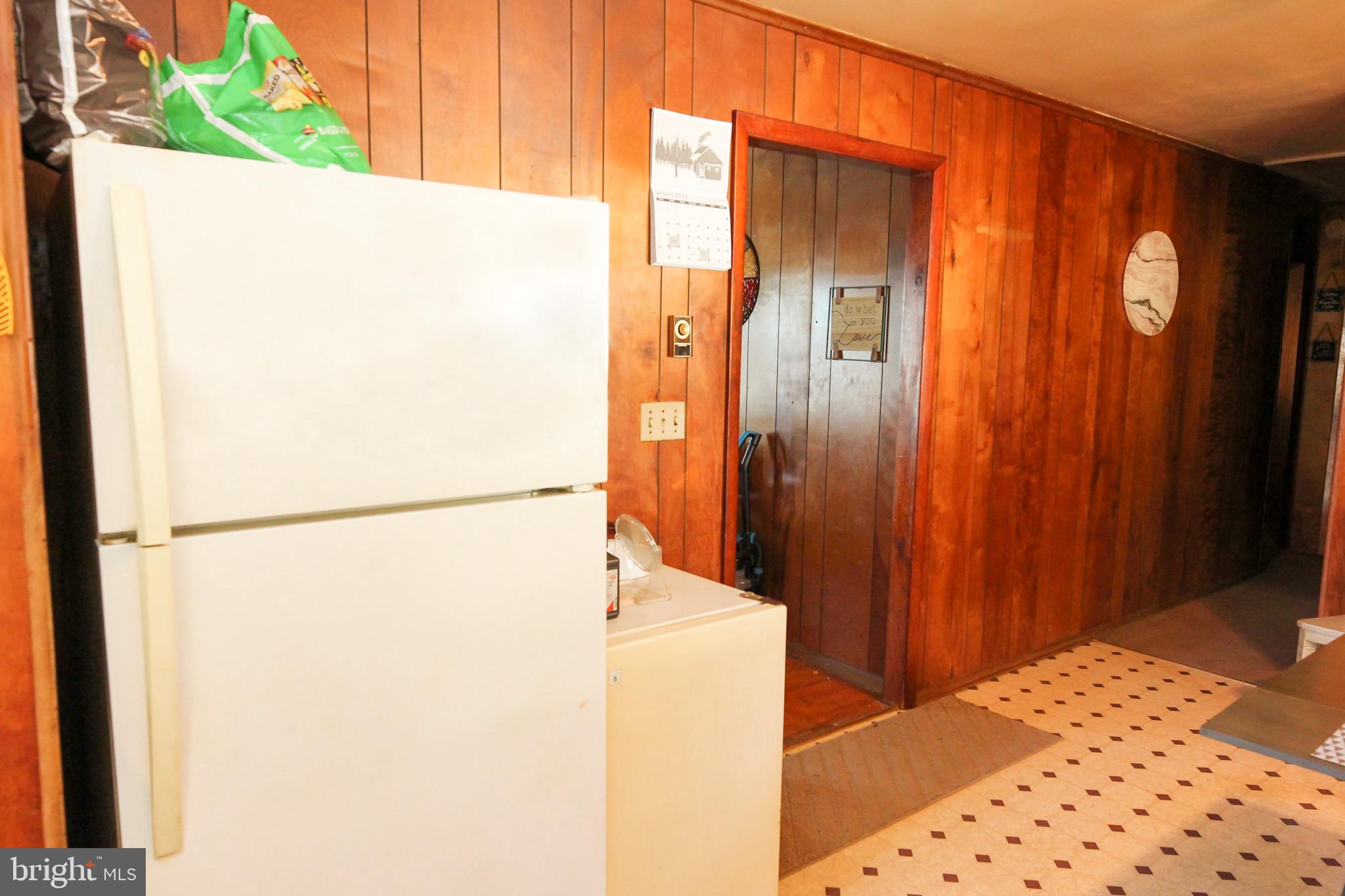 5860 Cloverdale Road Hurlock, MD 21643 - Photo 8 of 19