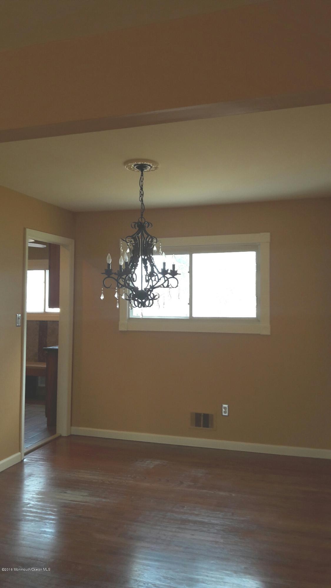 1 Hunt Road Somerset, NJ 08873 - Photo 3 of 14 20161227_132645