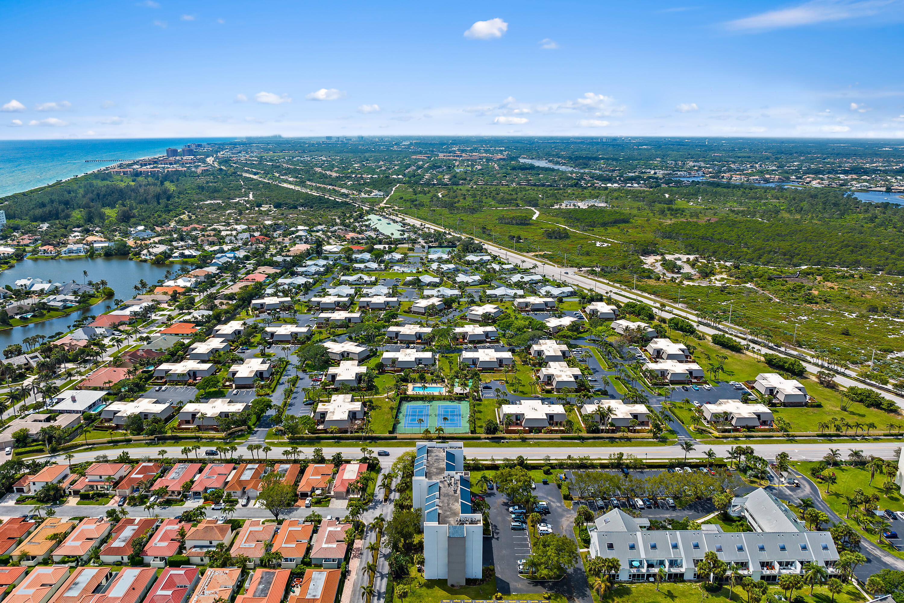 1420 Ocean Way, Unit 7C Jupiter, FL 33477 - Photo 61 of 62 022-1420OceanWayCommunityPhotos-Jupiter-