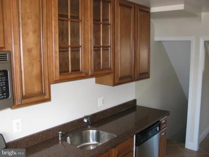 1011 Andover Road Baltimore, MD 21218 - Photo 7 of 29 a close view of sink and tap
