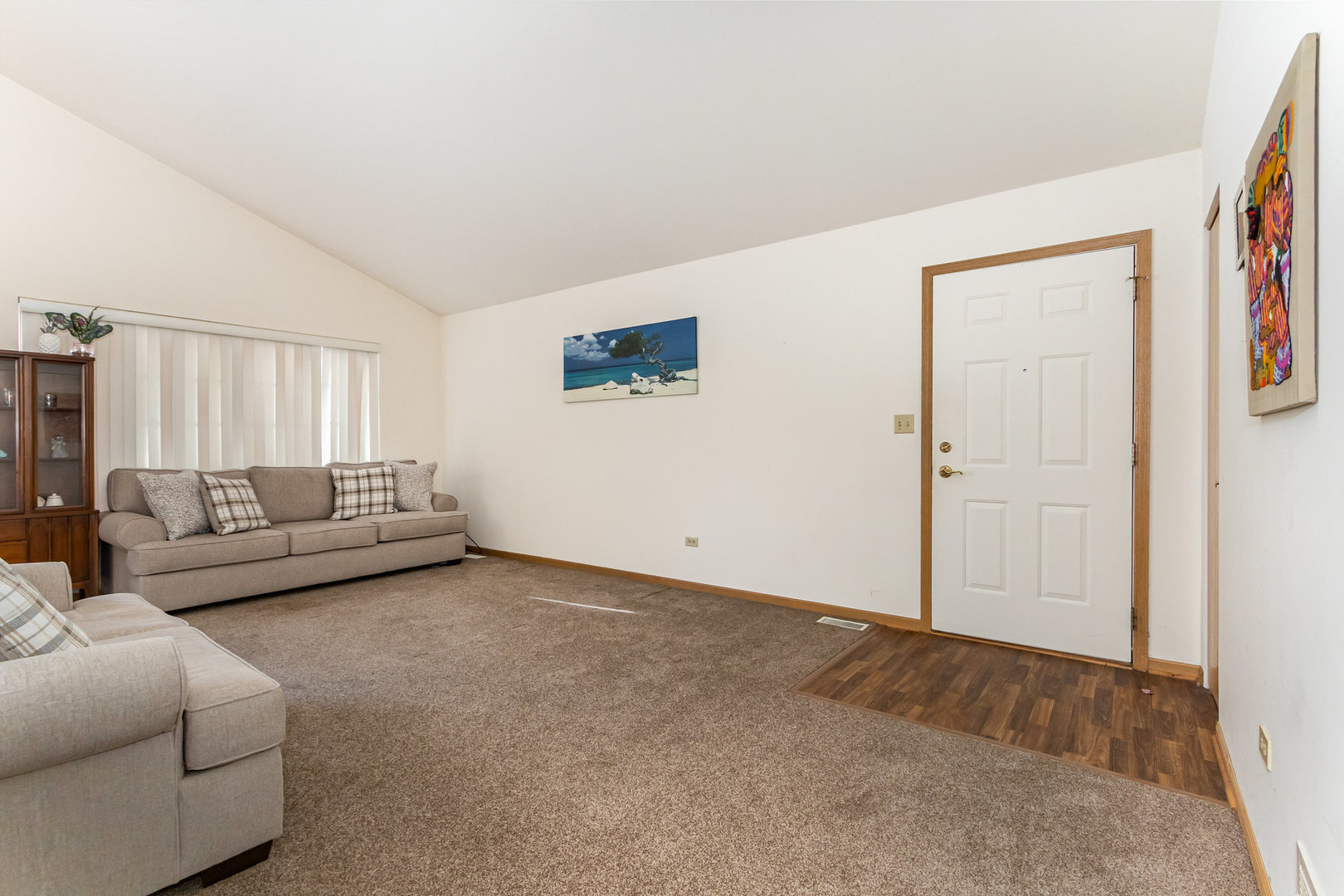 1804 Willow Cir Drive, Unit 1804 Crest Hill, IL 60403 - Photo 5 of 16