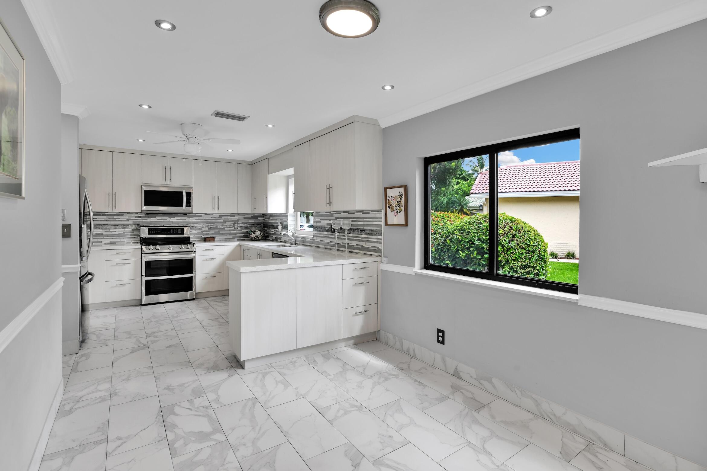7962 Cloverfield Circle Boca Raton, FL 33433 - Photo 18 of 33 7962 Cloverfield Cir Boca Raton - 27