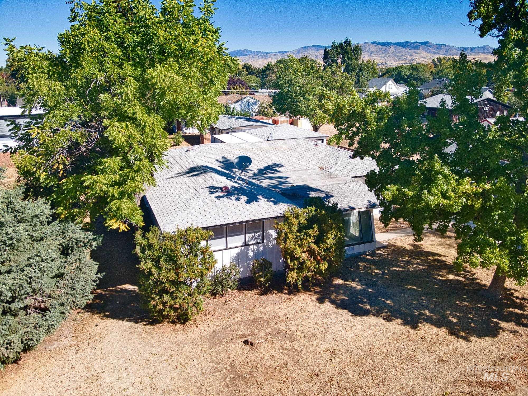 716 West Linden Street Boise, ID 83706 - Photo 1 of 47 View of subject property with a mountain backdrop