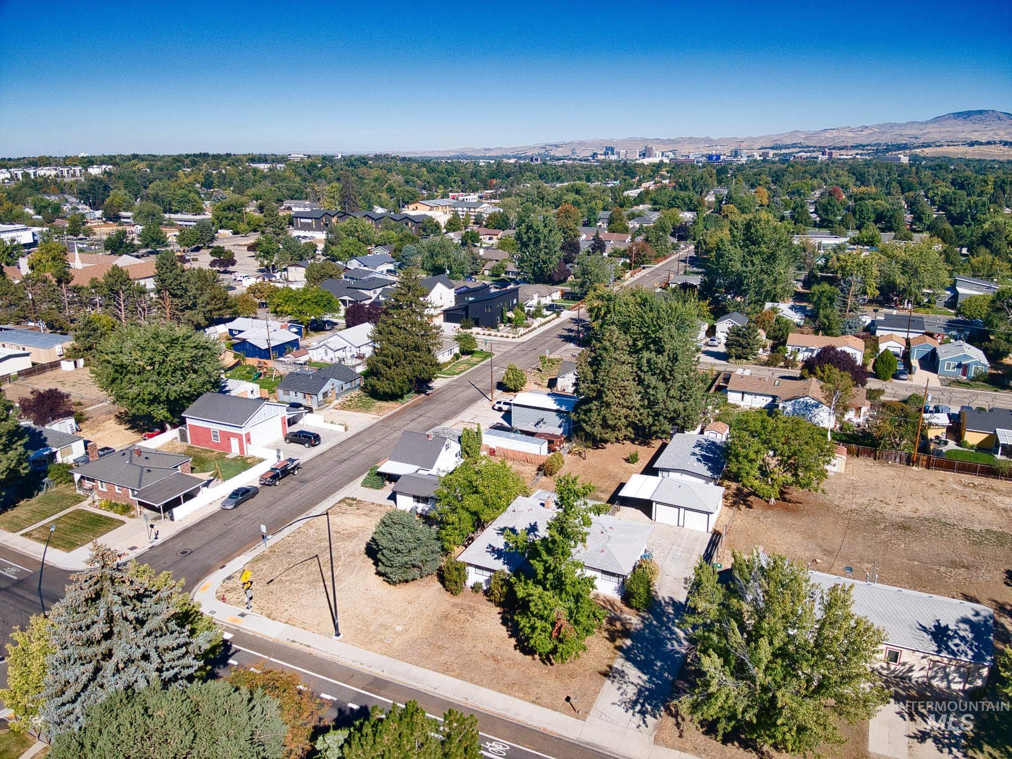 716 West Linden Street Boise, ID 83706 - Photo 47 of 47 Aerial view of property and surrounding area featuring nearby suburban area