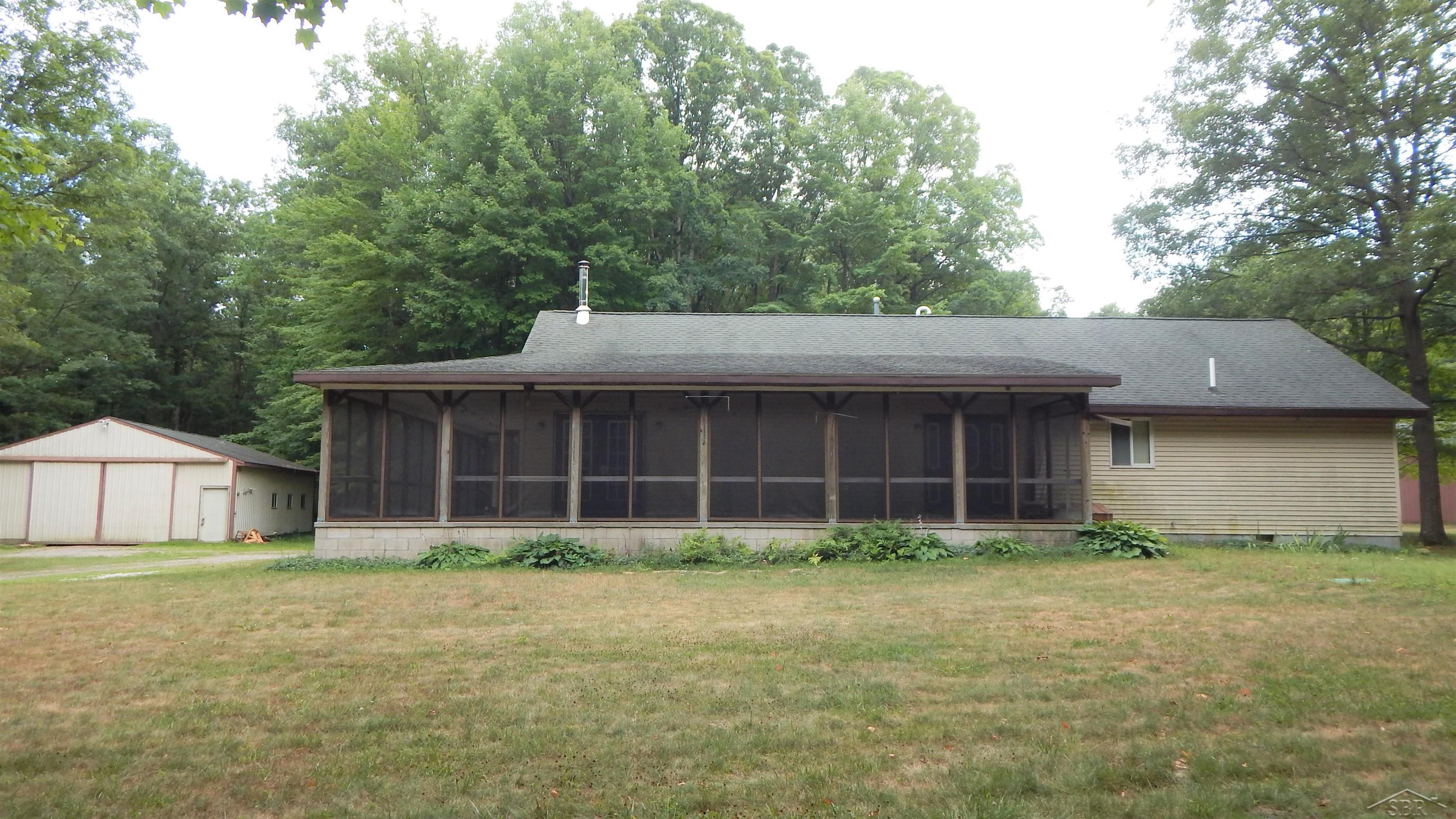 18665 Colvin Road St. Charles, MI 48655 - Photo 2 of 22