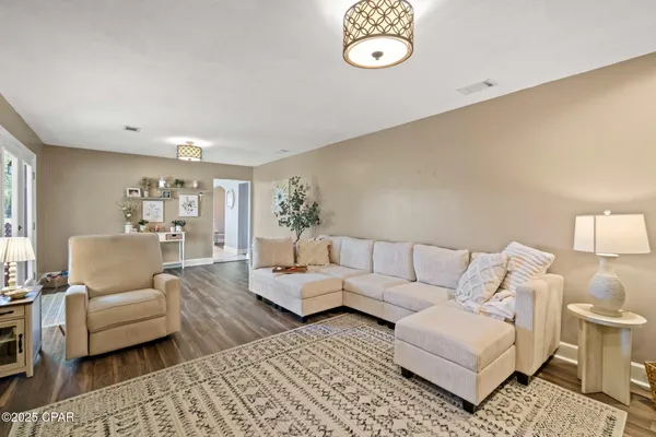 $599,000 | 2242 Highway 231, Cottondale, FL 32431