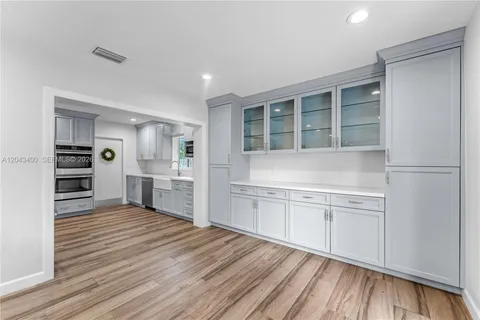 $1,350,000 | 8255 Southwest 134th Street, Pinecrest, FL 33156