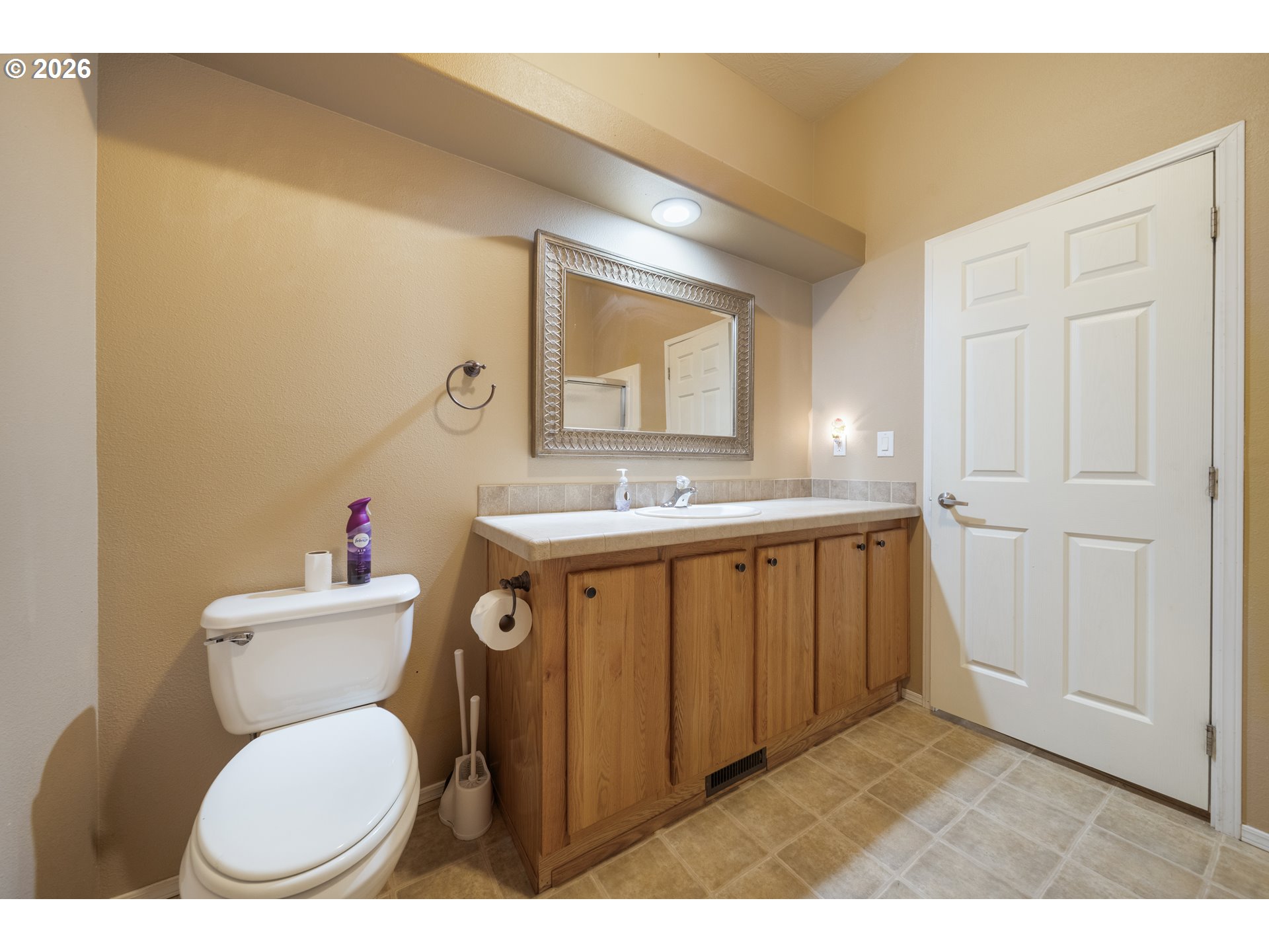 1710 Kristi Loop Lakeside, OR 97449 - Photo 30 of 48 Bathroom