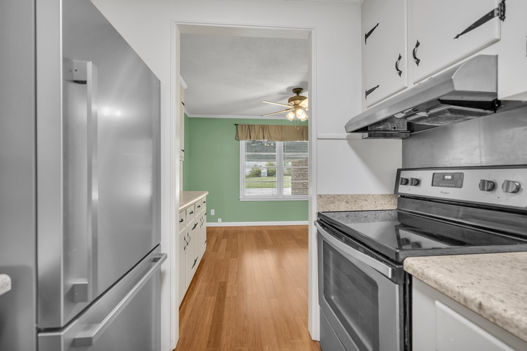 137 Avondale Road Greenwood, SC 29649 - Photo 10 of 34 Gallery Image 10