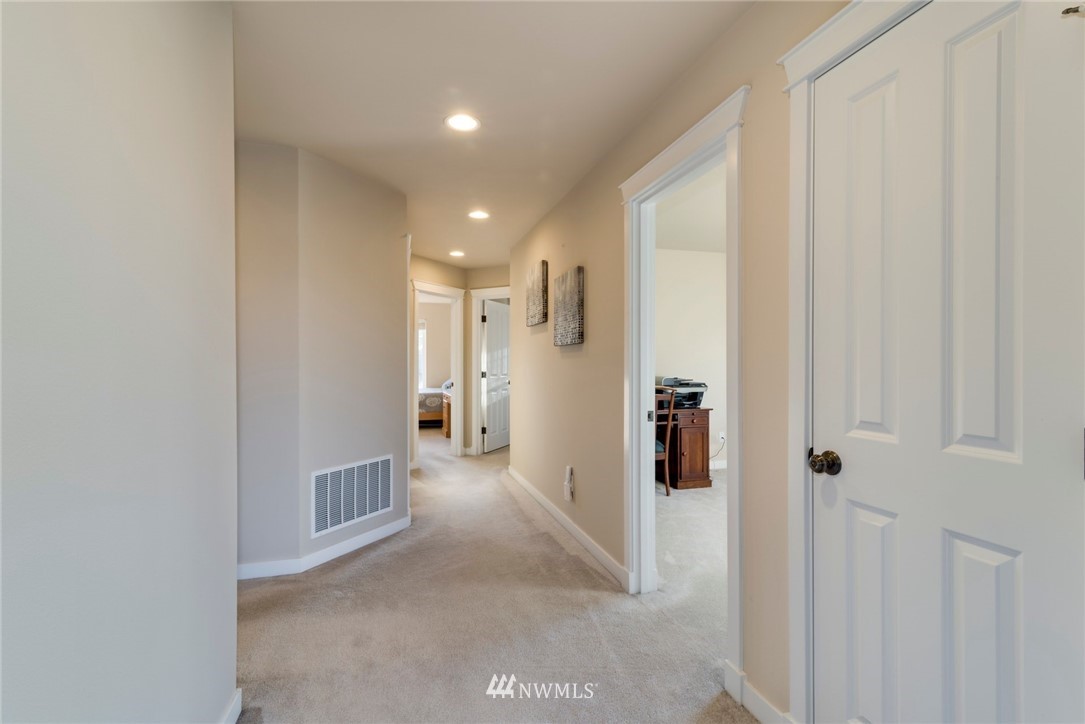 3807 185th Street Southeast Bothell, WA 98012 - Photo 19 of 25