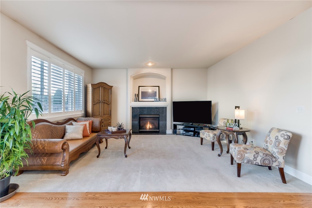 3807 185th Street Southeast Bothell, WA 98012 - Photo 7 of 25
