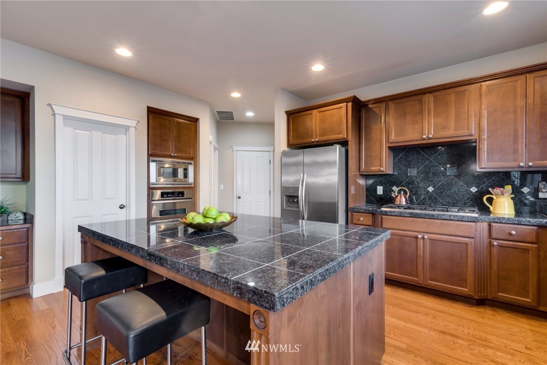 3807 185th Street Southeast Bothell, WA 98012 - Photo 10 of 25