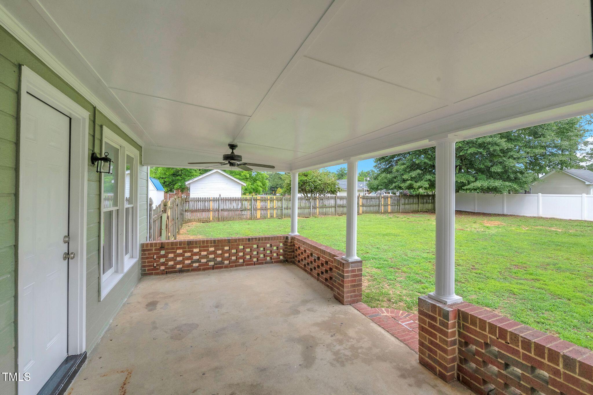 248 Robin Loop Dunn, NC 28334 - Photo 28 of 31 02_248_Robin_Loop_Dunn_NC_28334_USA-Exte