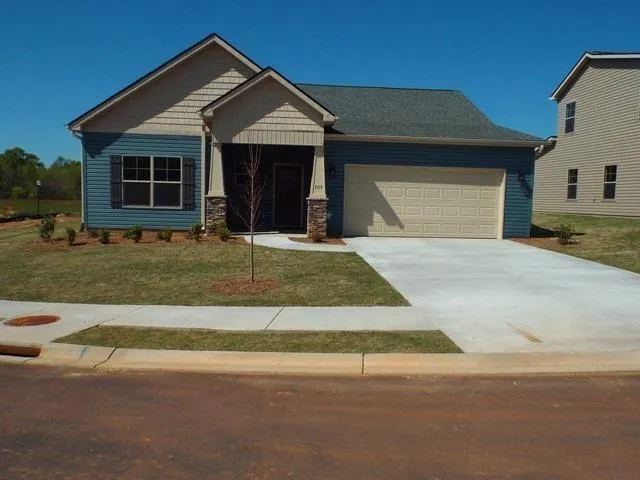 $1,900 | 305 Sliding Rock Drive, Pendleton, SC 29670