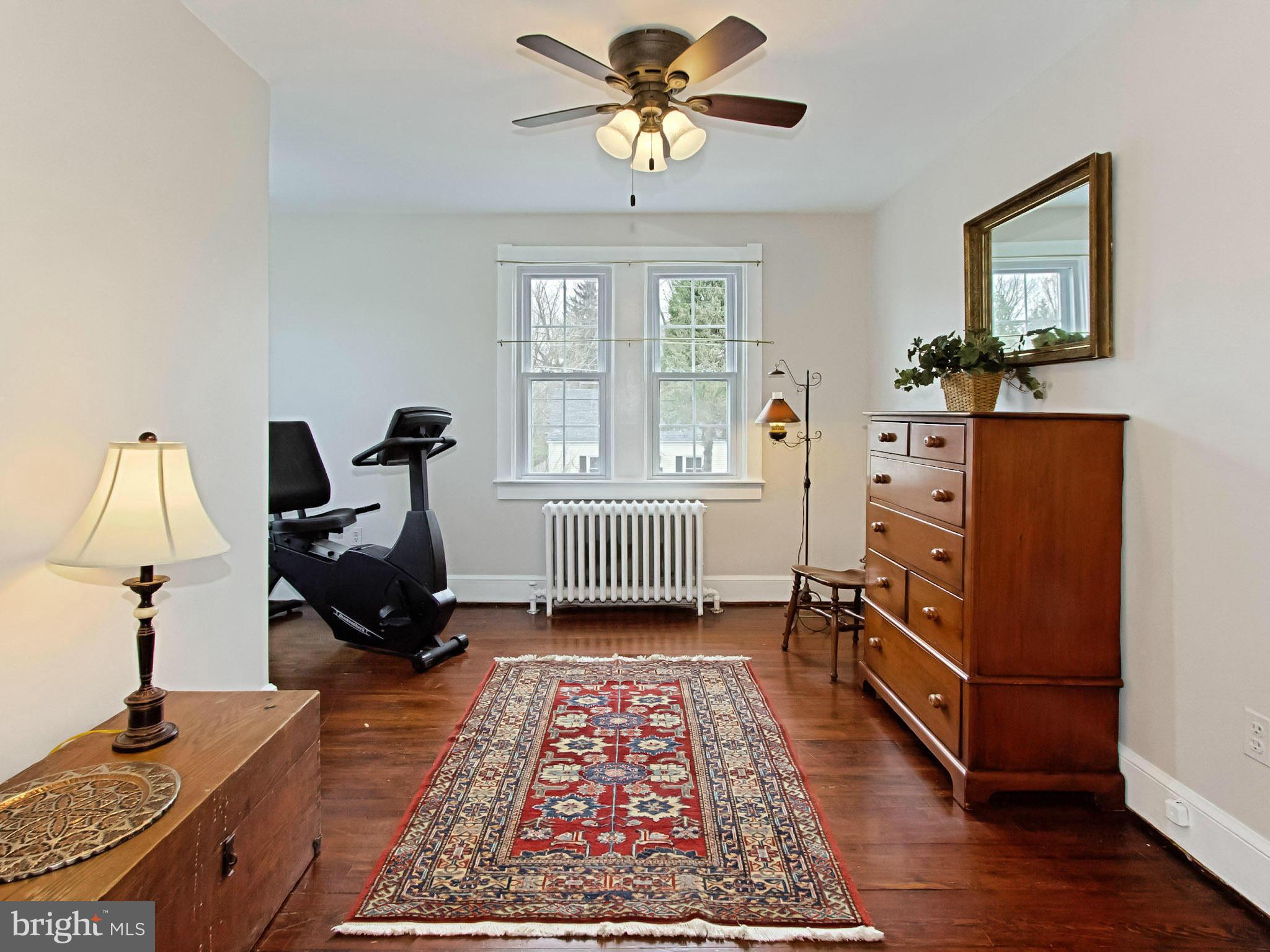 2816 West George Mason Road Falls Church, VA 22042 - Photo 20 of 29 Bedroom