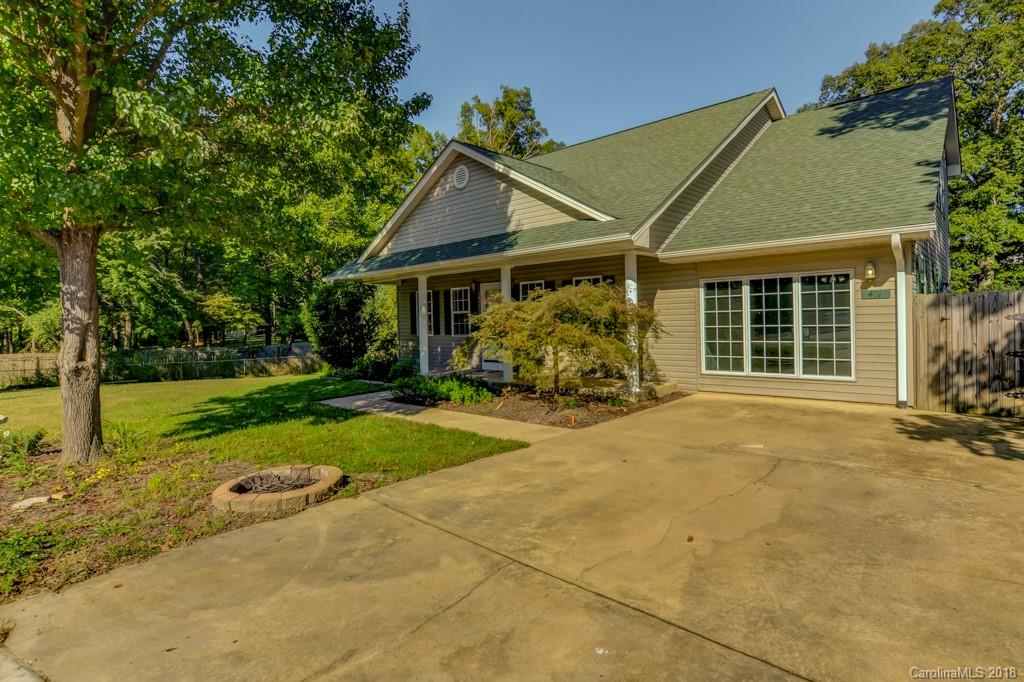 401 Howard Gap Road Fletcher, NC 28732 - Photo 2 of 35 Gallery Image 2