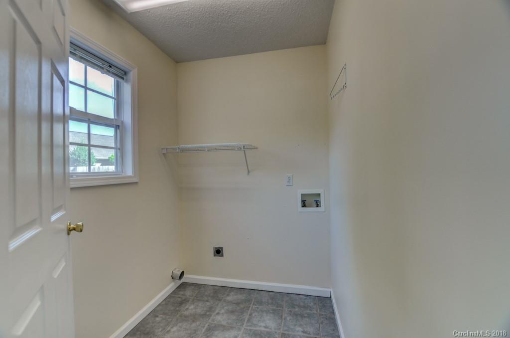 401 Howard Gap Road Fletcher, NC 28732 - Photo 11 of 35 Gallery Image 11