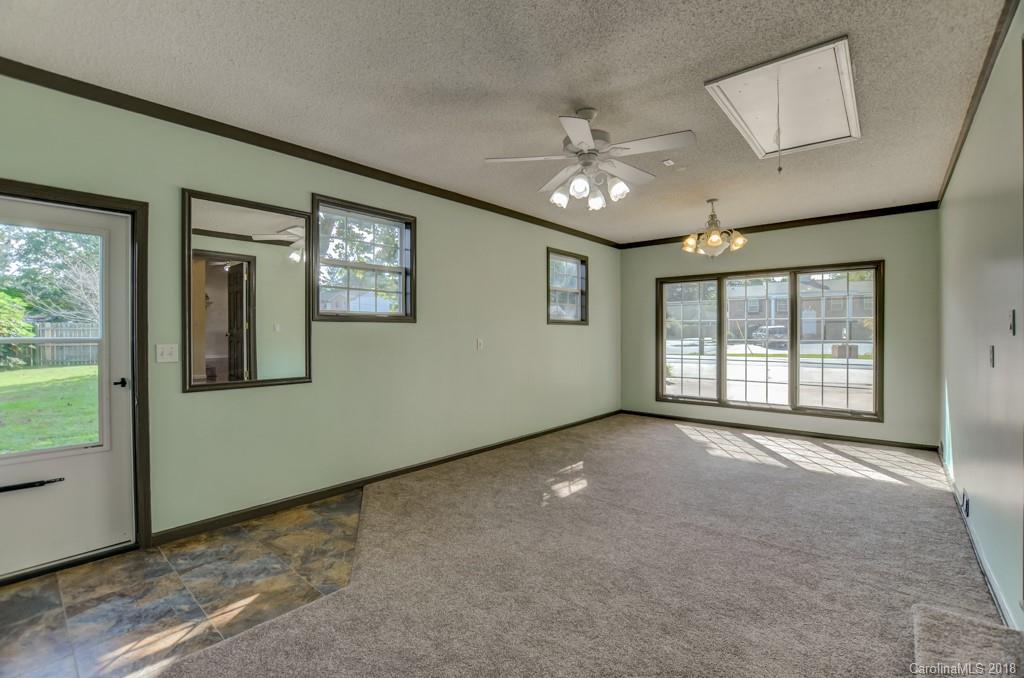 401 Howard Gap Road Fletcher, NC 28732 - Photo 12 of 35 Gallery Image 12
