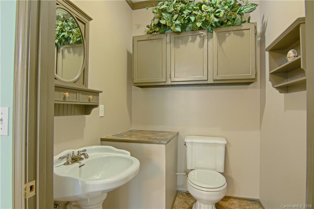 401 Howard Gap Road Fletcher, NC 28732 - Photo 14 of 35 Gallery Image 14